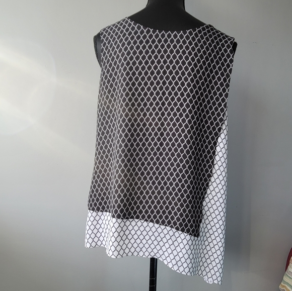 Milano Layered Asymmetrical Flowy Blouse Size M - Picture 4 of 11